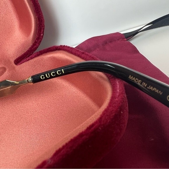 Gucci Womens Sunglasses GG0076S 002 Black/Gold Frames - Picture 8 of 15